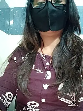 Aishwaryaa_69 webcam