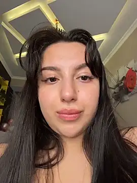 noravelour (F young) - Squirt