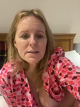 madamlillyrose webcam