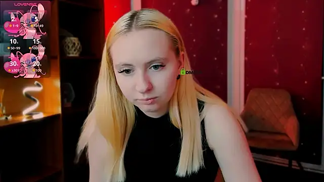 mila_glow1 webcam