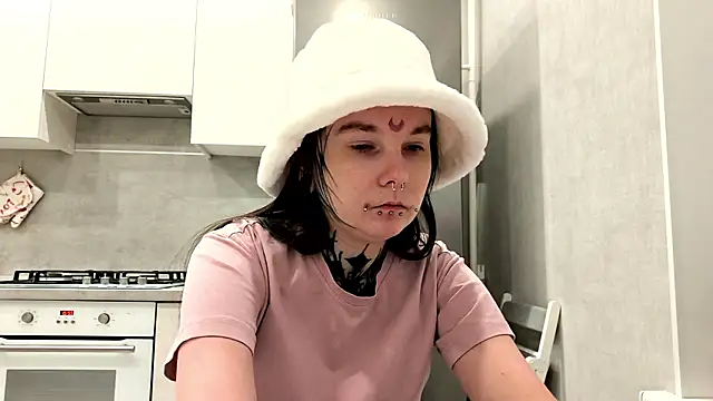 HighelikeGirl webcam