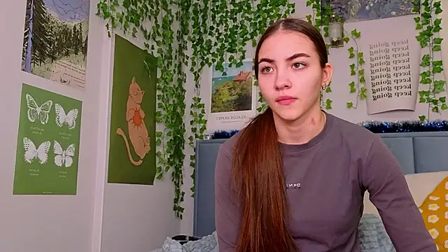 Fit_Brunette_ webcam