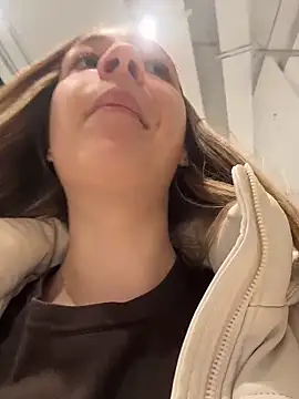 sashacatt (F young) - striptease show 💋