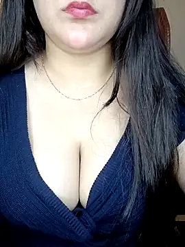 Webcam Model (Ira_90)  is live.Free join now!