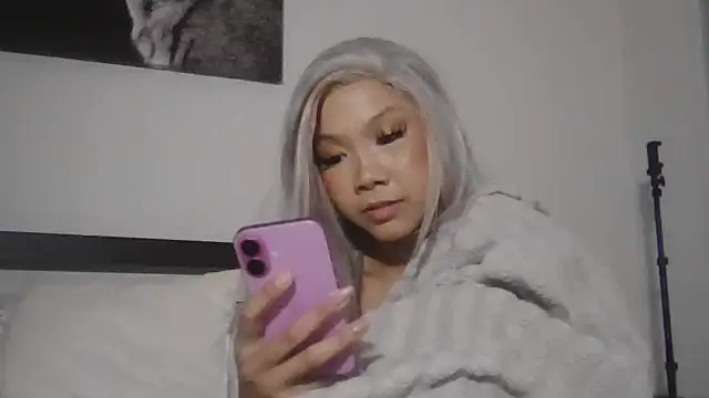 cryptokimgirl webcam