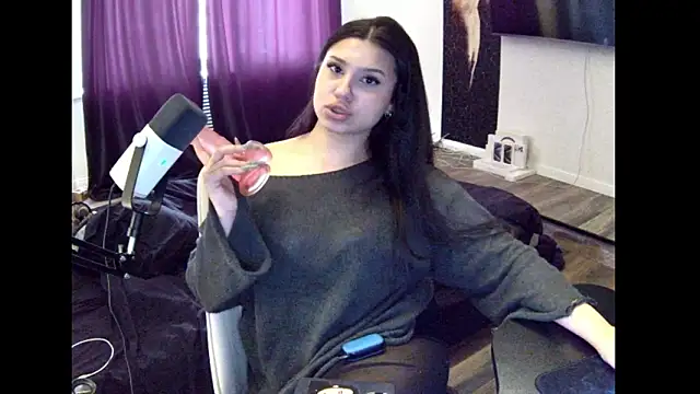 Nicole_pretty webcam