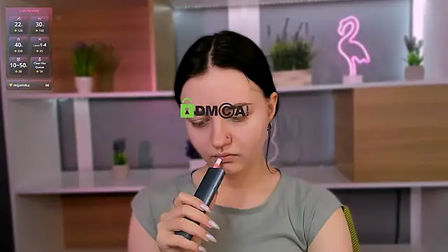 miki_ti (F teen) - on a concert ticket♥