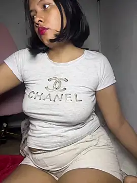 lovedforeverr webcam