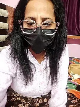 Webcam Model (meenu_bhabhi547)  is live.Free join now!