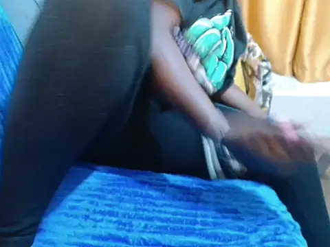 leslysexygirl webcam