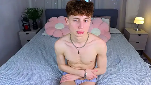 crisp1n (M young) - CUM SHOW