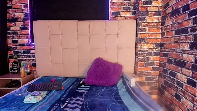 meelanyharux303av webcam