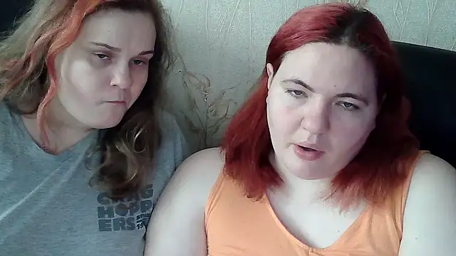 hollyxxxeva - HollyXXXEva's free webcam - UK Sex Cams