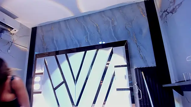 emii_brown webcam stripchat model stream image