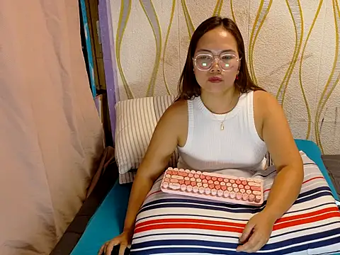 burberry69 (Ask my age) - if i reach my goal tell what you want :)