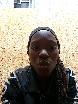 swirly_blac (Ask my age) - Show boobs and nipples