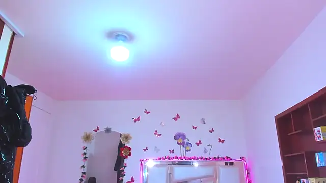 perlabeautiful webcam