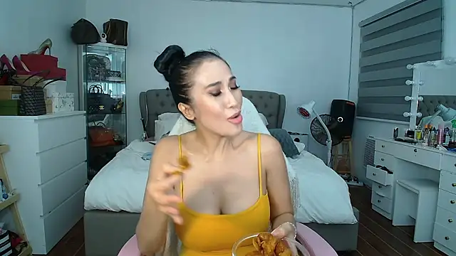 aya_saki (F milf) - Get a new car