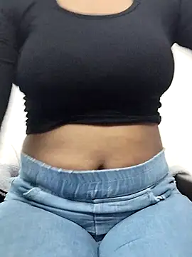 laxmi_89 (F young) - Milk Bob's