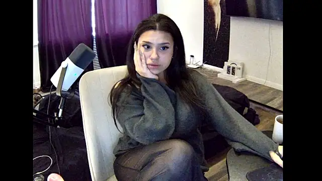 Nicole_pretty webcam