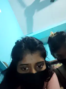 Aaradhya-Rani webcam
