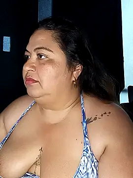 Webcam Model (curvy_diva_)  is live.Free join now!