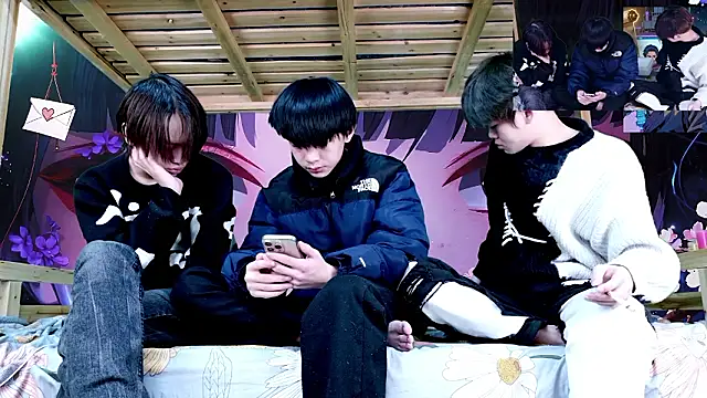 xiaohuangren01 webcam