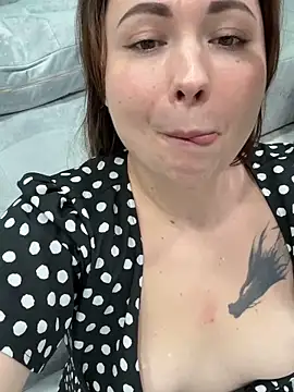 dreams4u Live Webcam on Stripchat