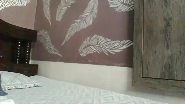 shalini_fire - Shalini_fire's free webcam - UK Sex Cams