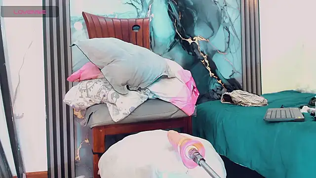 khiara_moretti webcam