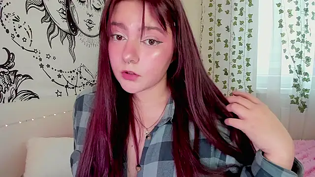 bambimay (F young) - 🩷underboobs tease close up