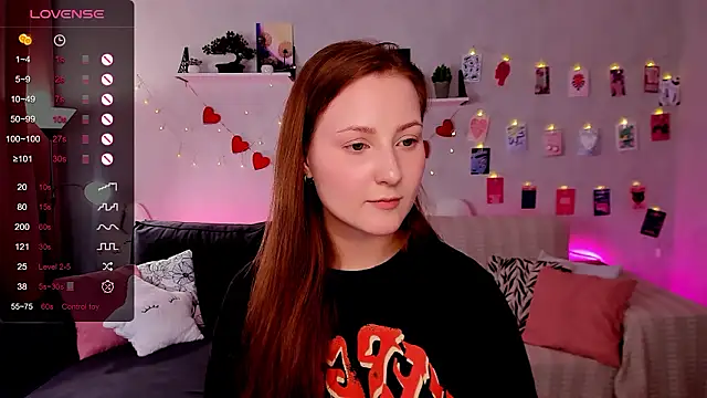 velvet_cherry_ webcam