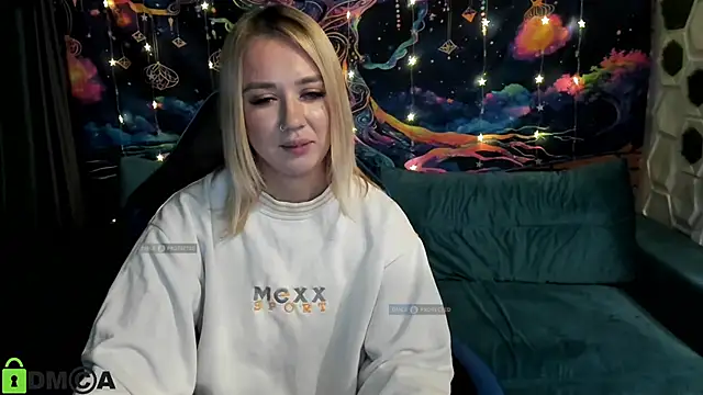 CrystalGirl99 webcam