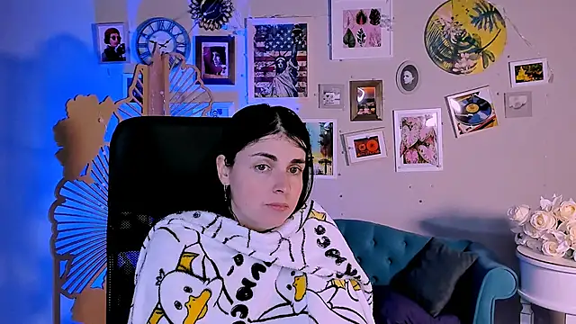 martaedams (F young) - on a stuffed bunny