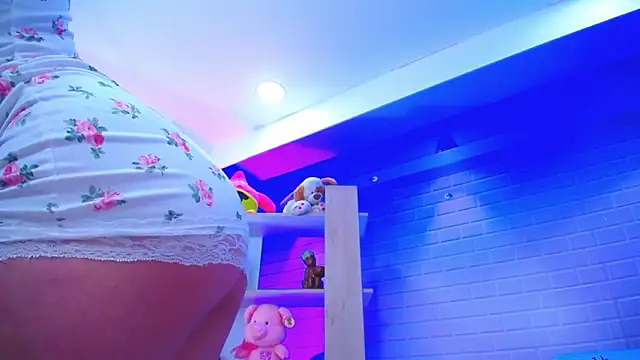 roseefancy19 (F teen) - 🎀your cock with a lot of saliva 🤤