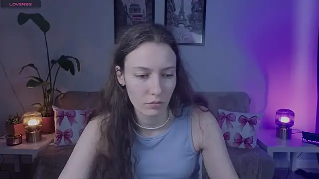 violetabloom (F young) - make me smile