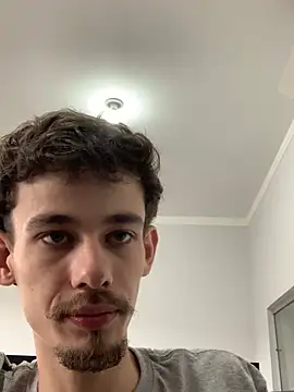 Pytergreensex webcam