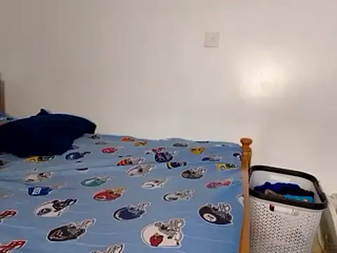 Webcam Model (DarkSugar11)  is live.Free join now!