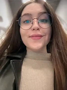 meow_girl (F young) - Kiss u 💕