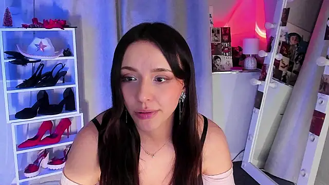 sahara_shields (F young) - serve ur Miss