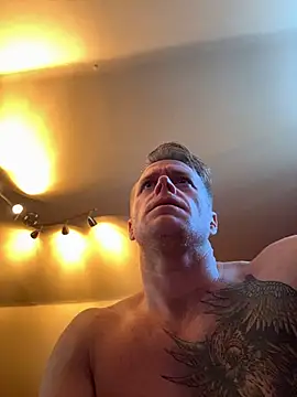 dilfiguess1 (Ask my age) - Cum