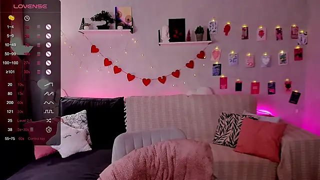 velvet_cherry_ webcam