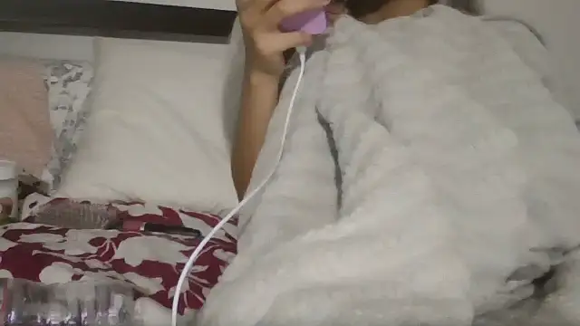 cryptokimgirl - Cryptokimgirl's free webcam - UK Sex Cams