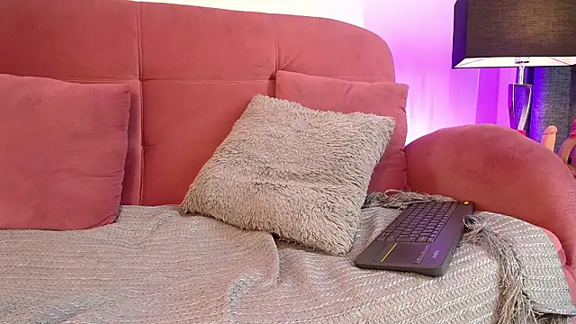 karina2smith (F young) - get naked