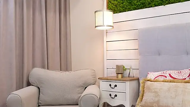 isabellamysty (F young) - Full Naked #naked #feet #boobs #ass