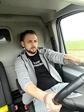 papichulo0099 webcam