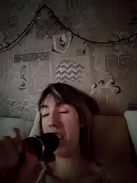 unusual_g - Unusual_G's free webcam - UK Sex Cams