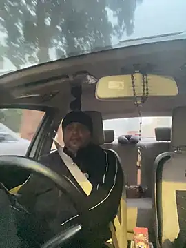 Dick_6inches_Delhi webcam