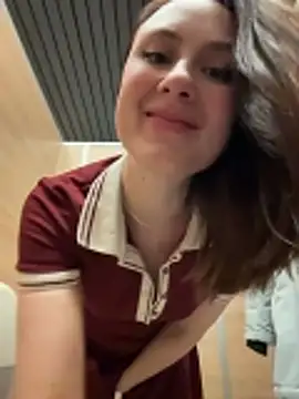 dina_tease (F young) - show sexy ass in doggy pose in store