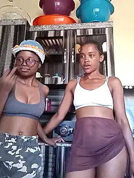 Sexylionessxx27 webcam